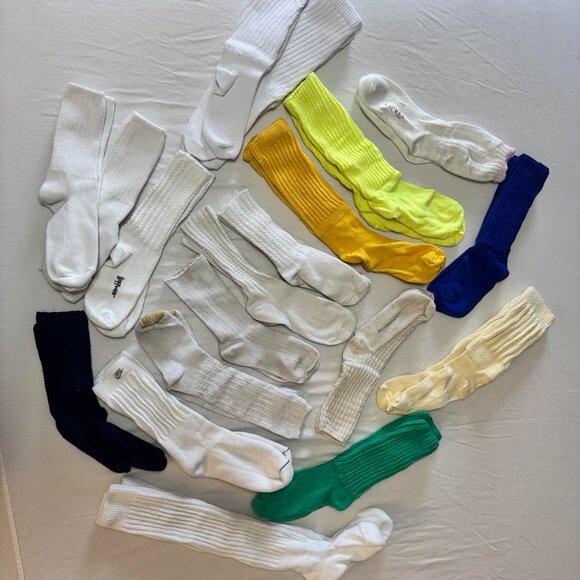 20 Pairs of Cuff and Slouch Socks - Picture 1 of 5